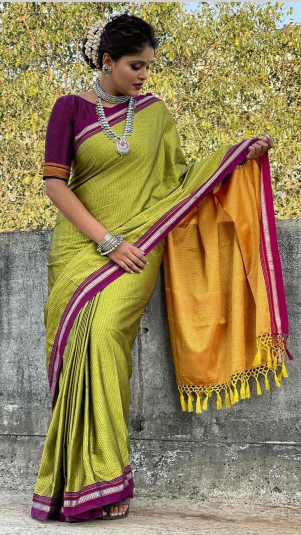 Khan saree