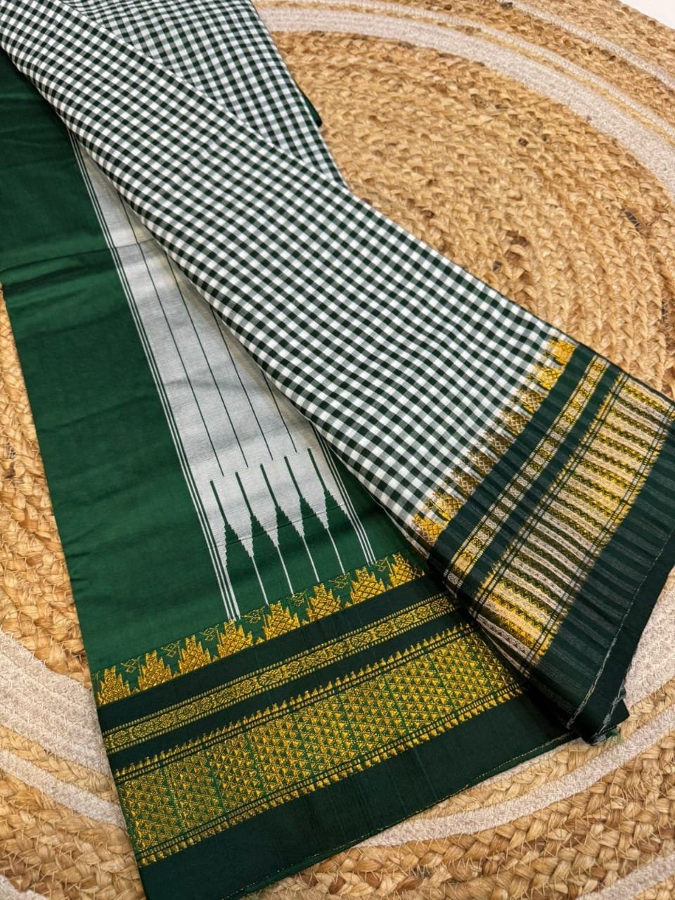 Ilkal Checks Trending Saree - Image 4