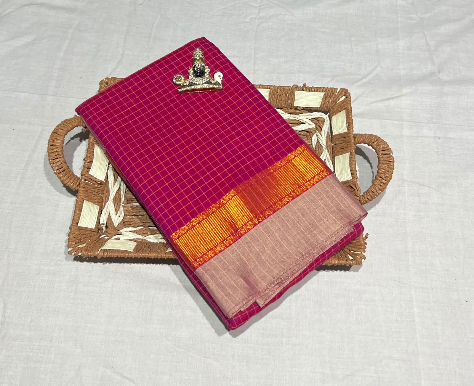 Narayanpeth Checks Saree - Image 7